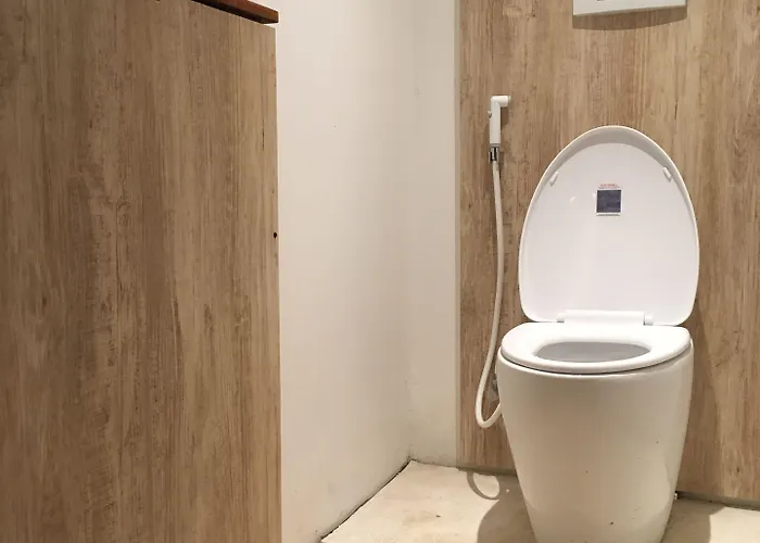 The Hide At (adults Only) Hostel