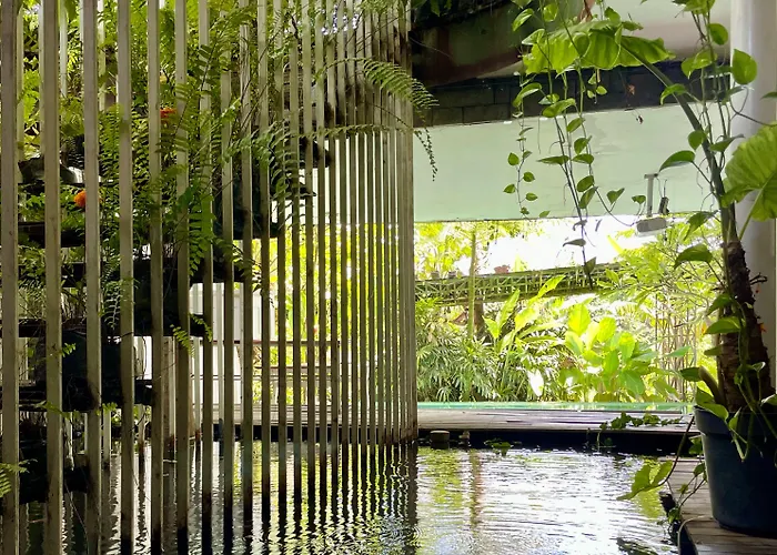 The Hide At (adults Only) Hostel *